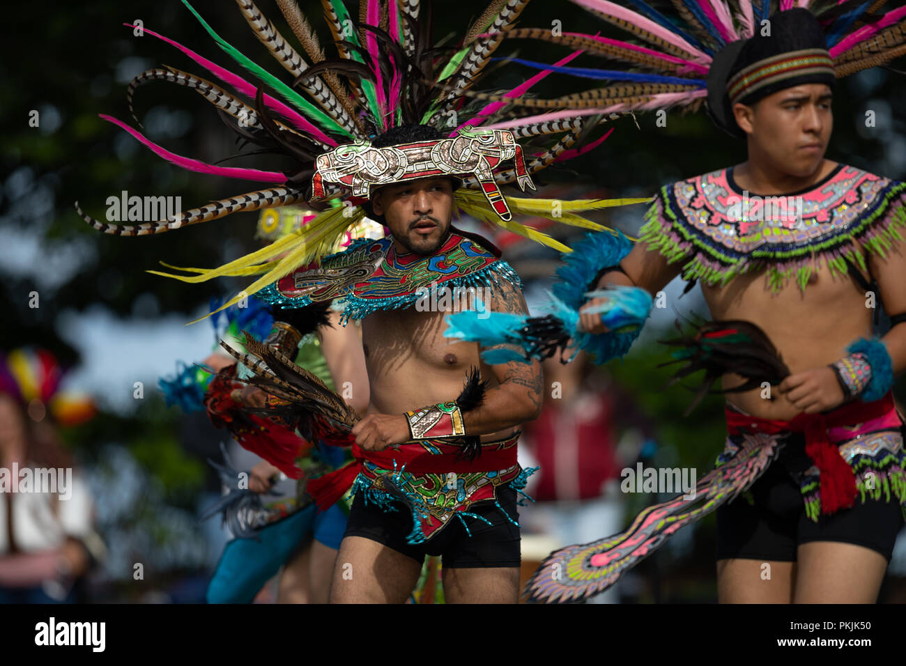 Milwaukee, Wisconsin, États-Unis - 8 septembre 2018 l'Indian Summer Festival : Hommes Femmes et enfants membres de l'École de Danse du Mexique l'exécution de l'AZT Banque D'Images