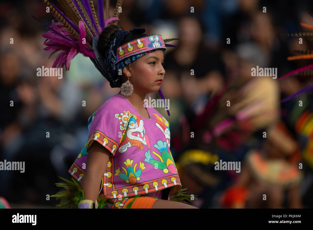 Milwaukee, Wisconsin, États-Unis - 8 septembre 2018 l'Indian Summer Festival : Hommes Femmes et enfants membres de l'École de Danse du Mexique l'exécution de l'AZT Banque D'Images