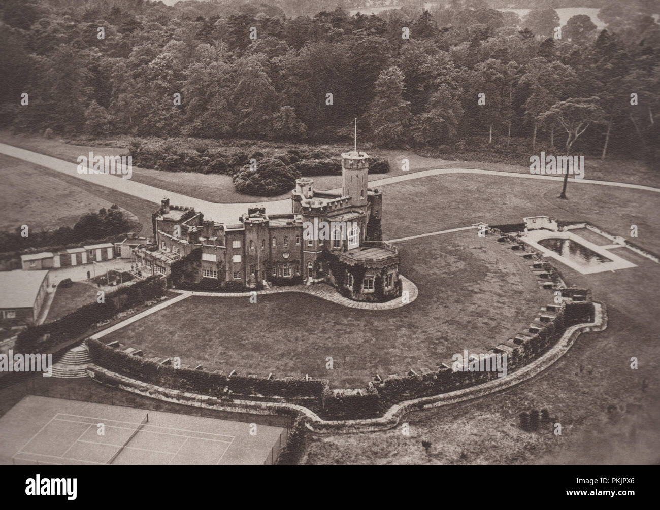 Photo aérienne du Fort du Belvédère Accueil le pays du roi Édouard le huitième en 1936. Plus tard, il a abdiqué le trône après recherche d'épouser Wallis Simpson les divorcés American socialite Banque D'Images