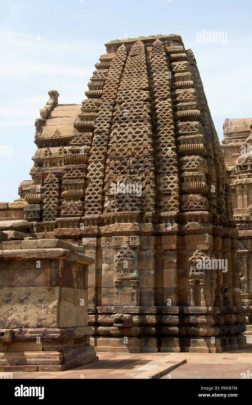 Vue plus rapprochée de Kashi Temple de Vishwanatha à Pattadakal à Bagalkot district de Karnataka, Inde, Asie Banque D'Images