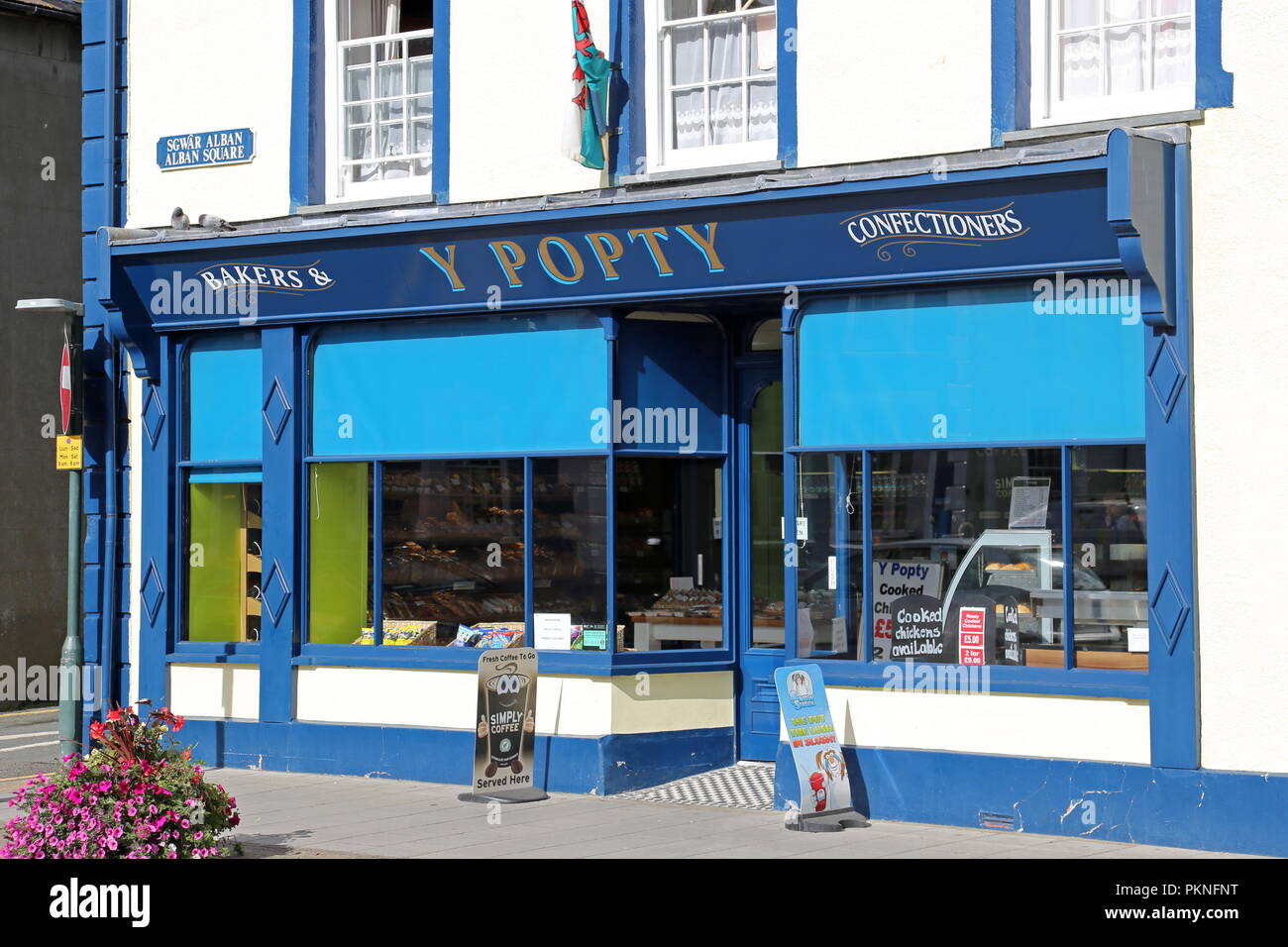 O Popty les boulangers et les pâtissiers, Aberaeron,, La Baie de Cardigan, Ceredigion, pays de Galles, Grande-Bretagne, Royaume-Uni, UK, Europe Banque D'Images