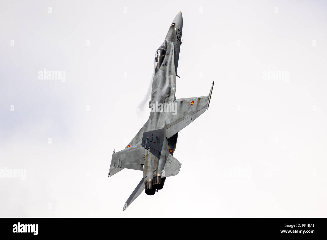 KLEINE BROGEL, BELGIQUE - SEP 8, 2018 : l'Armée de l'air espagnole McDonnell Douglas F-18 Hornet de jet avion en vol au-dessus de la base aérienne d'Oostende. Banque D'Images