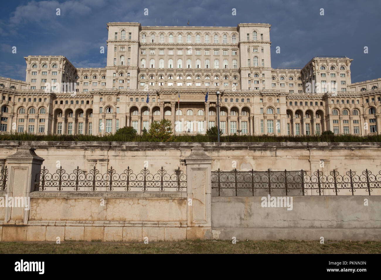 Palais du Parlement à Bucarest Banque D'Images