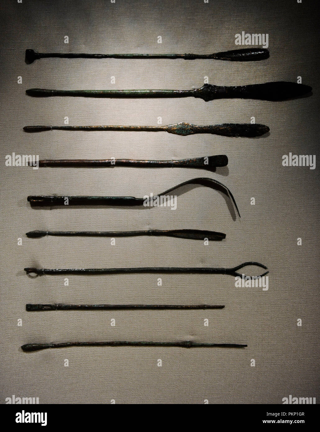 Les instruments d'un médecin romain. 1re-2e siècle. Le bronze. L'Allemagne. Le Musée d'histoire allemande. Berlin. L'Allemagne. Banque D'Images