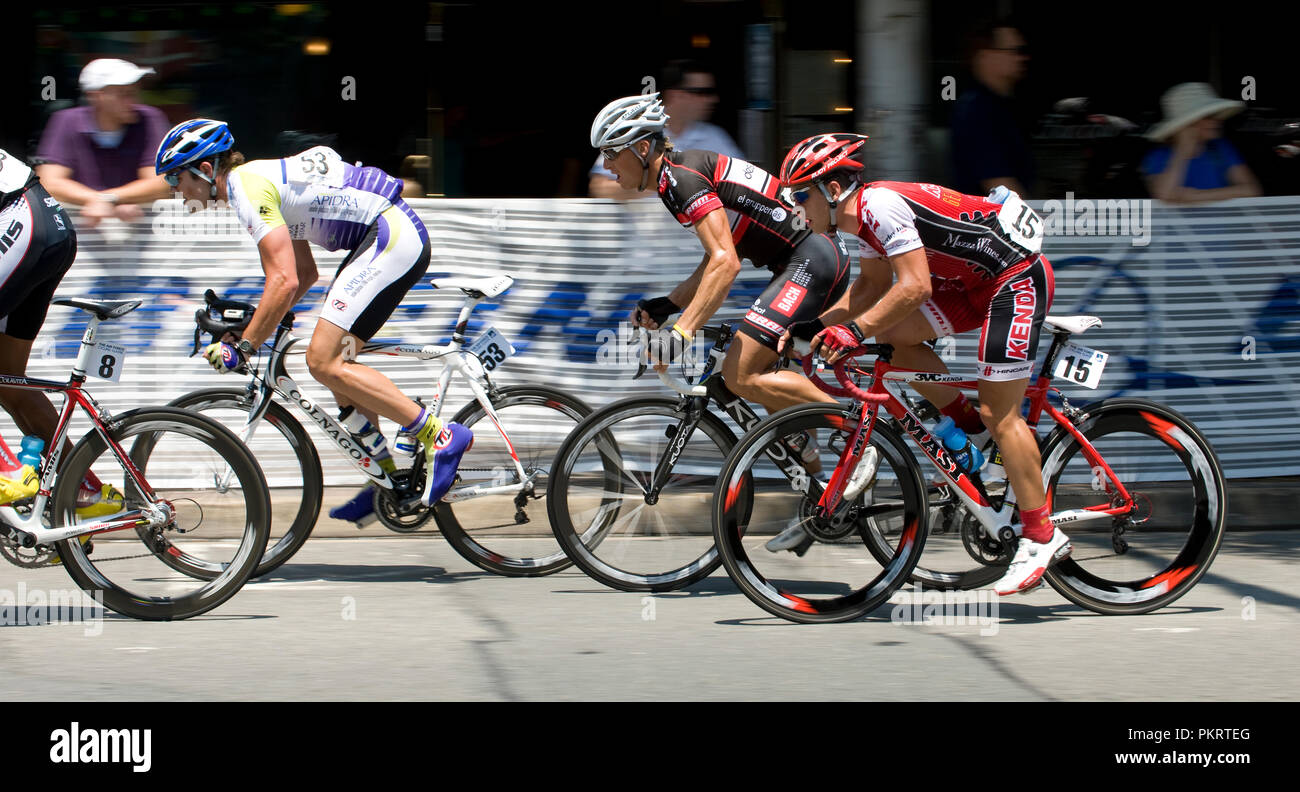 Les hommes pro champ pendant l'Air Force Cycling Classic Clarendon Cup le 12 mai 2010, à Arlington, en Virginie. Banque D'Images