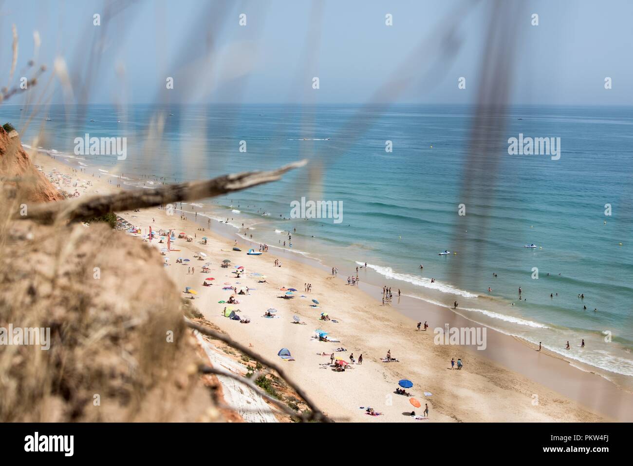 High angle vue panoramique de la plage de Falesia, Algarve, Portugal Banque D'Images