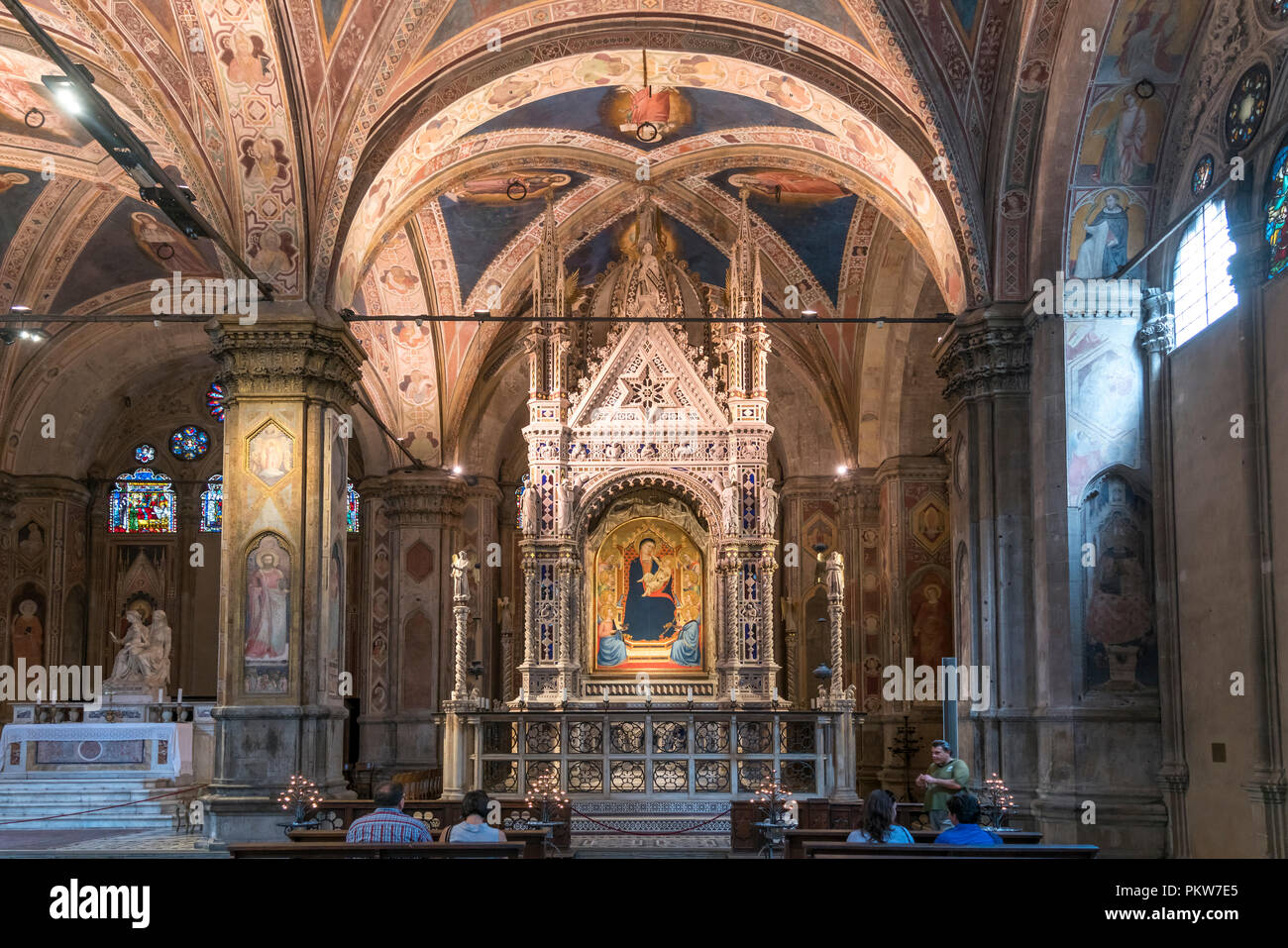 Innenraum der Kirche Orsanmichele, Florenz, Toskana, Italien | église Orsanmichele autel, Florence, Toscane, Italie Banque D'Images