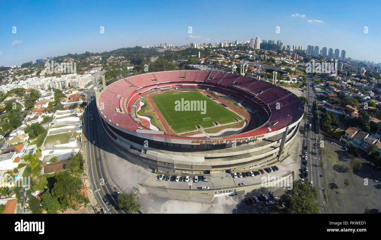 Club de Football de Sao Paulo Morumbi Stadium, ou Cicero Pompeu Stadium de Tolède. Photo prise le 04/20/2015 Banque D'Images