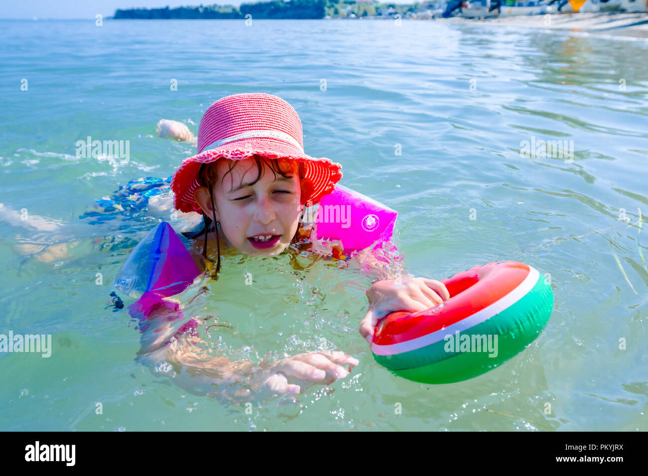 Muscles Funny Child Banque D Image Et Photos Alamy Muscles Funny Child Banque D Image Et Photos Alamy
