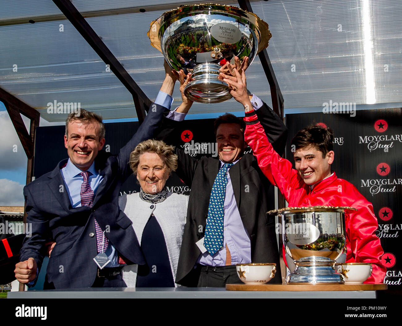 Curragh, KIL, USA. 16 Sep, 2018. 16 septembre 2018 : Scatter Skitter », montée par Ronan Whelan, gagne le Moyglare Stud Stakes sur Champions irlandais Curragh Hippodrome Enjeux à jour le 16 septembre 2018 en Irlande, Curragh. Scott Serio/ESW/CSM/Alamy Live News Banque D'Images