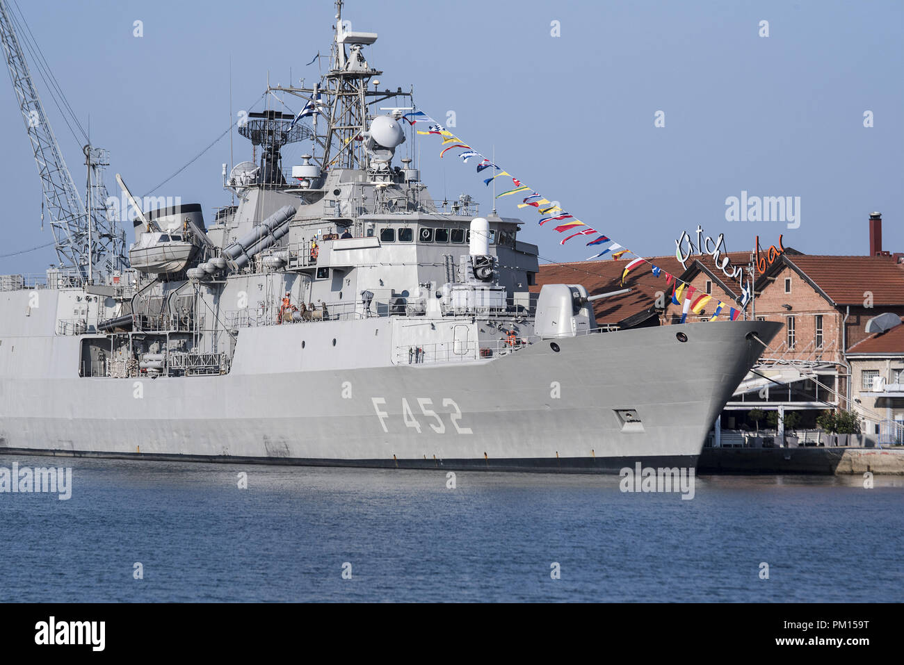 Thessalonique, Grèce. Sep 9, 2018. La frégate de la marine hellénique F 452 ''''Hydra visite le port de la ville de Thessalonique. ''Hydra'' est une frégate MEKO 200 et le fleuron de la marine hellénique. Credit : Giannis Papanikos/ZUMA/Alamy Fil Live News Banque D'Images