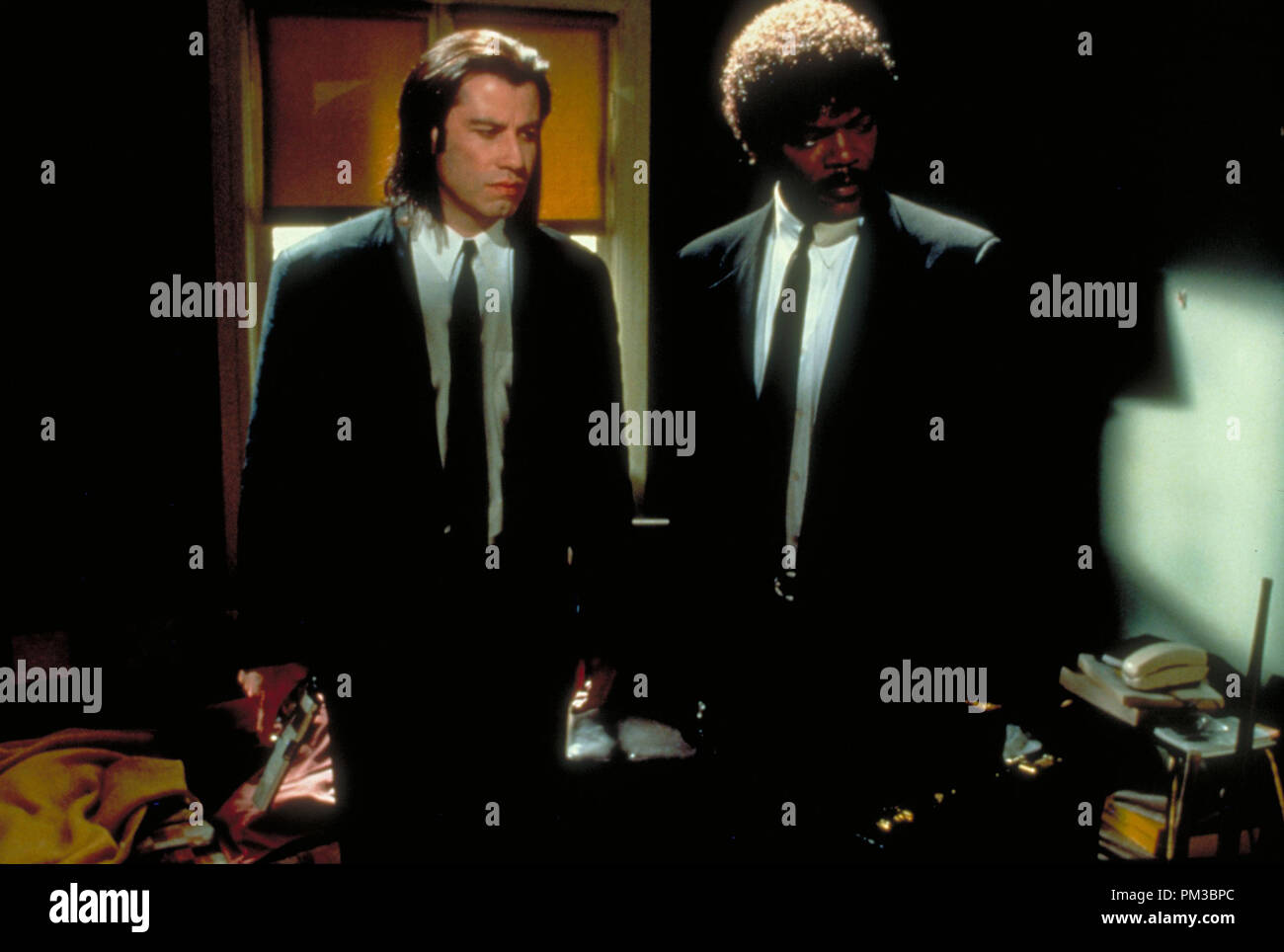 'Pulp Fiction', John Travolta, Samuel L. Jackson © 1994 Miramax Banque D'Images