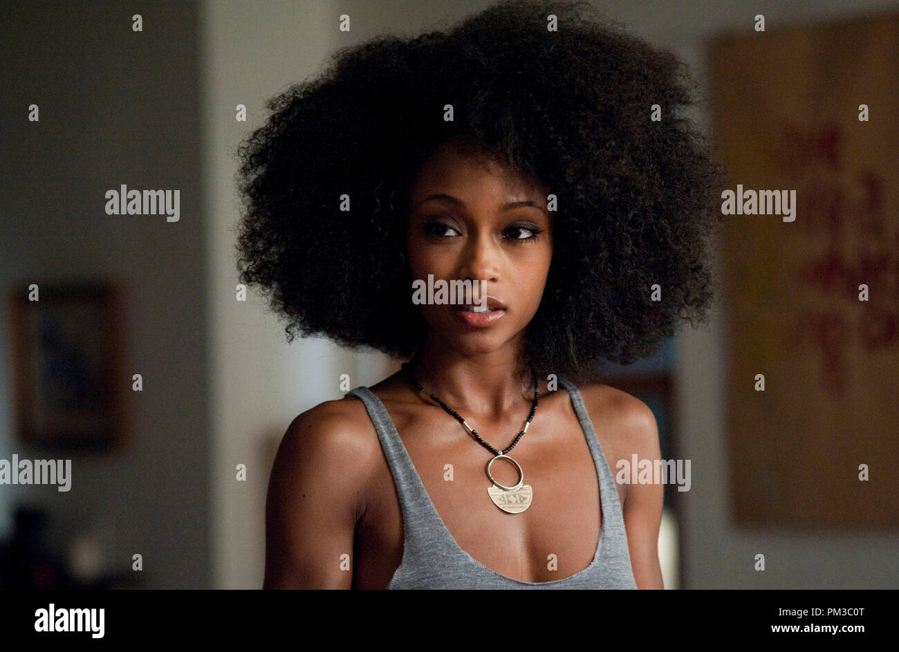 Yaya DaCosta stars comme Tanya dans Lisa Cholodenko's LES ENFANTS SONT TOUT DROIT, une version de Focus Features. Banque D'Images