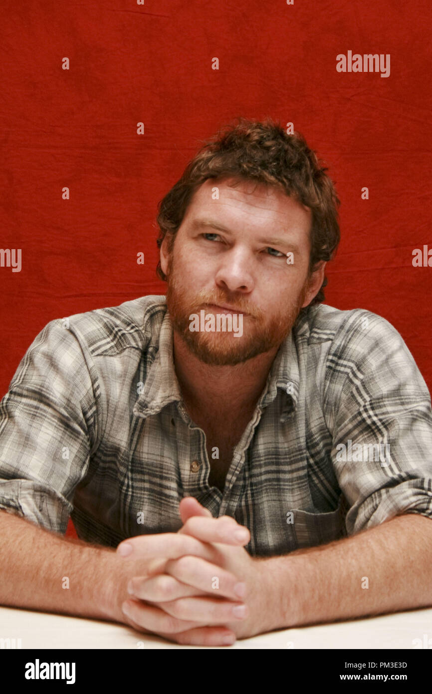 Sam Worthington 'la dette Session de portrait, le 14 septembre 2010. La reproduction par les tabloïds américains est absolument interdit. Référence # 30488 Fichier_044CCR pour un usage éditorial uniquement - Tous droits réservés Banque D'Images