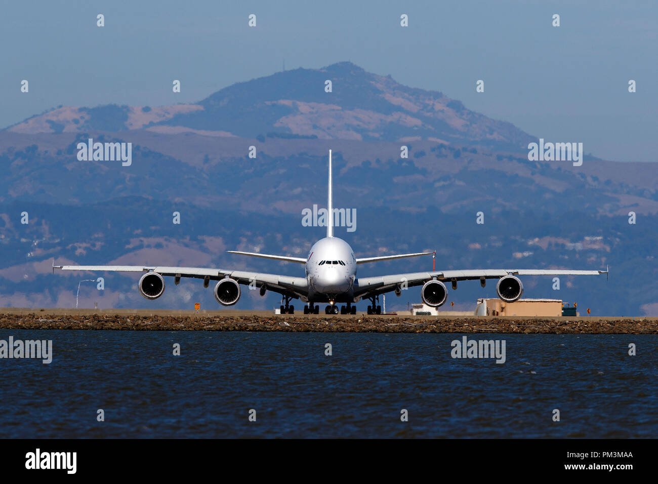 Airbus A380-861 (F-HPJG) exploités par Air France au sol, l'Aéroport International de San Francisco (KSFO), San Francisco, Californie, États-Unis d'Amérique Banque D'Images