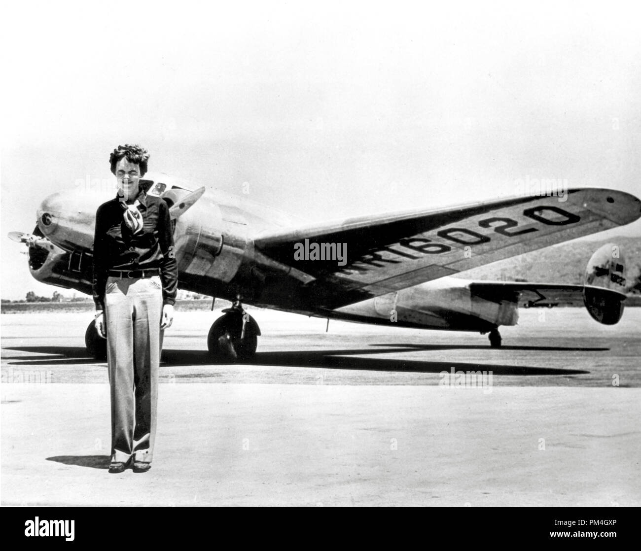 Amelia Earhart, vers 1928. Référence de fichier #  1003 137THA Banque D'Images