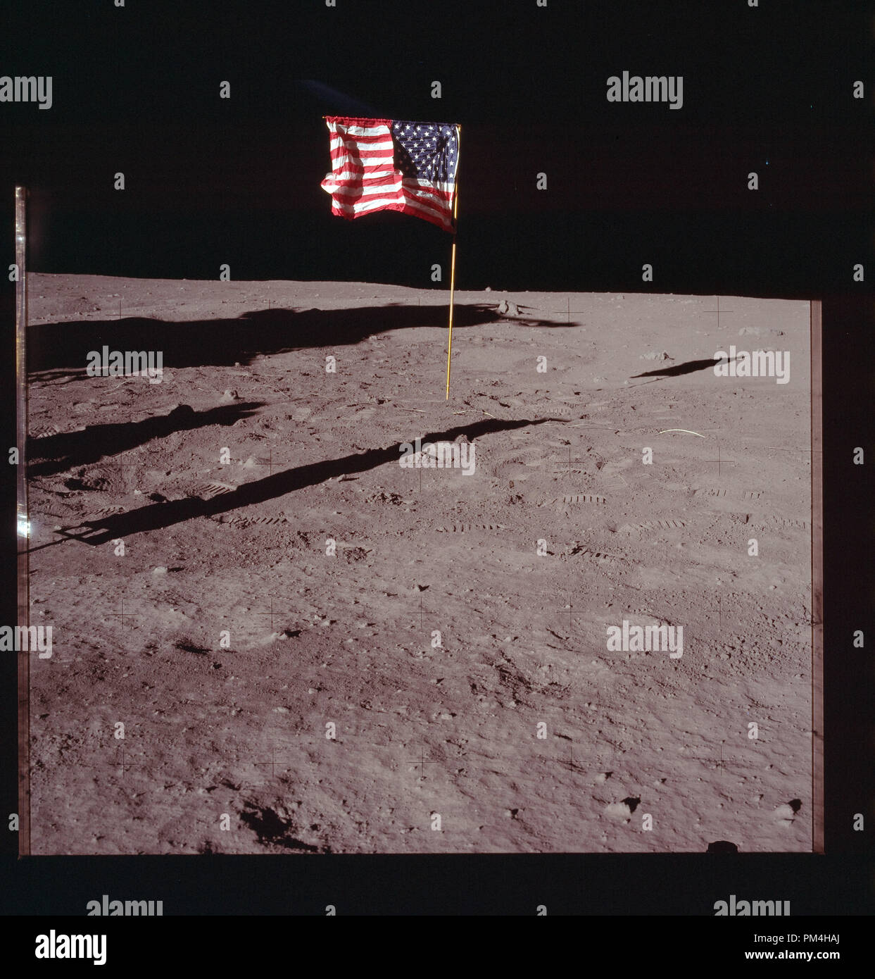 Drapeau sur la lune Banque de photographies et d’images à haute ...