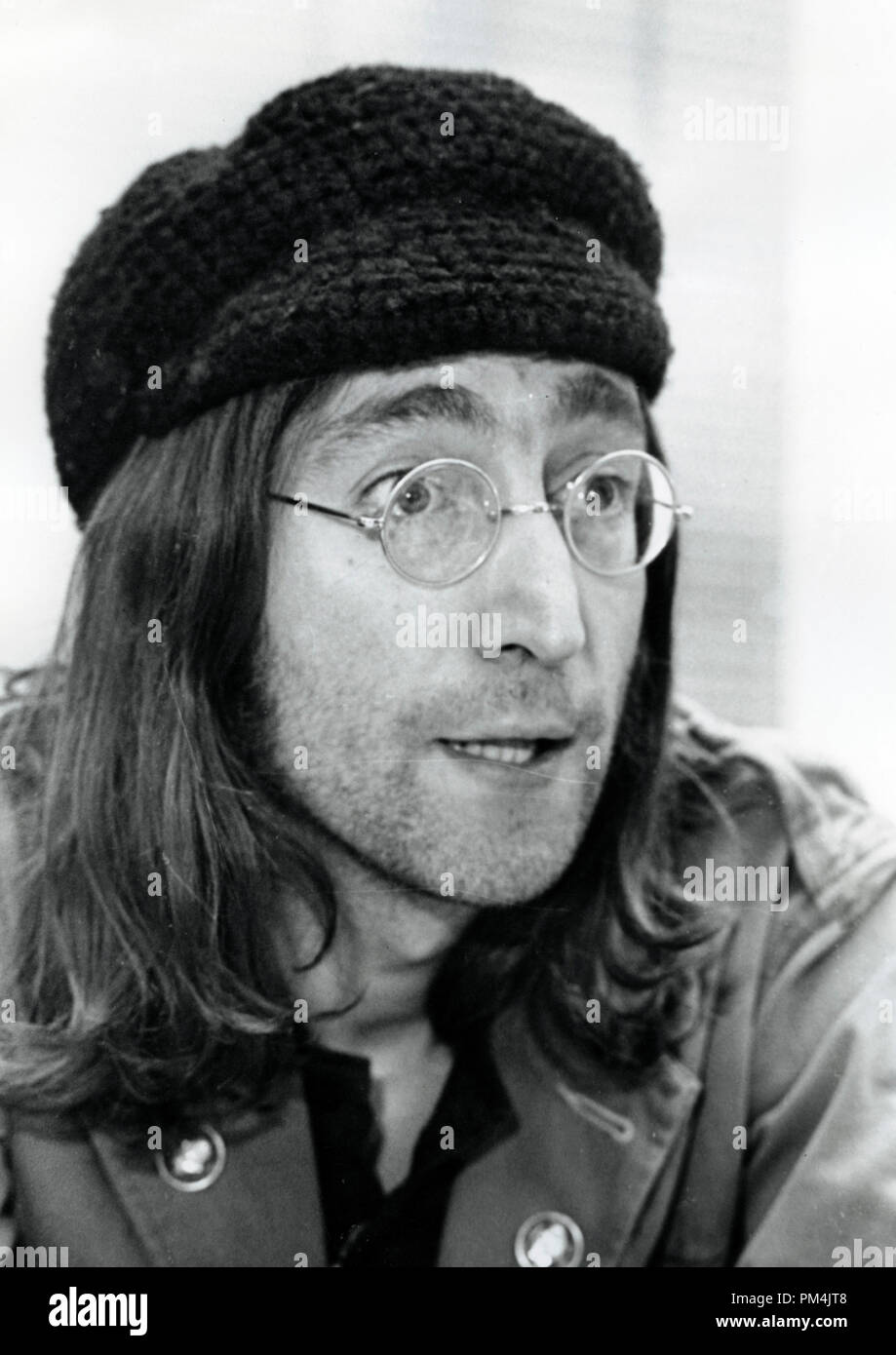 John Lennon , novembre1969. Référence # 1013 038 THA © CCR /Le Hollywood Archive - Tous droits réservés. Banque D'Images