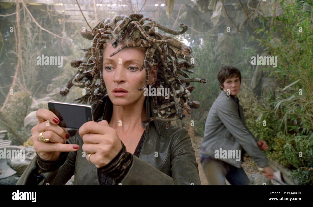 Percy Jackson s'apprête à donner un dernier "heads up" de Medusa (Uma