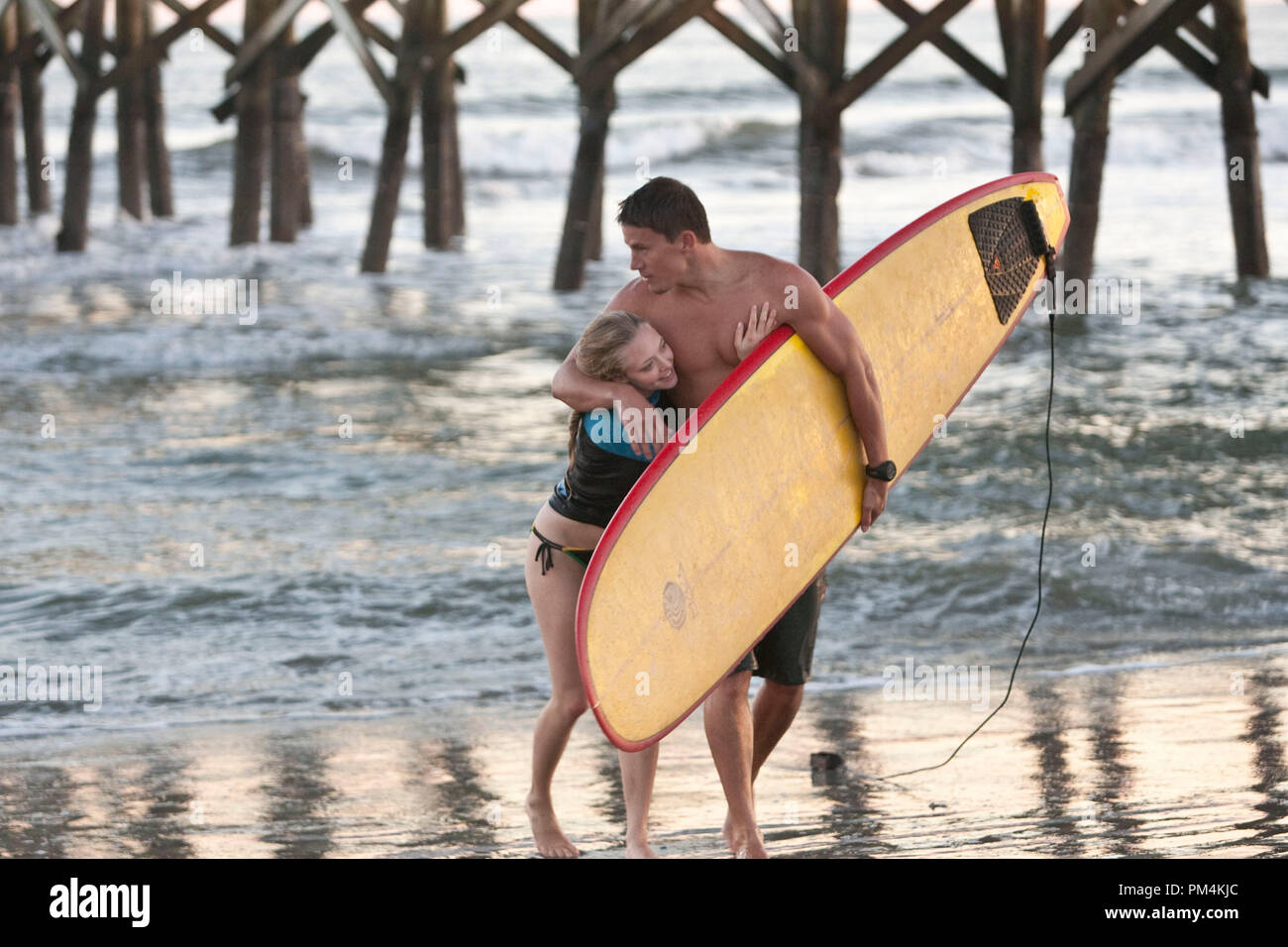 Channing Tatum (droite) et Amanda Seyfried star in Screen Gems' théâtre romantique Cher Jean. Banque D'Images