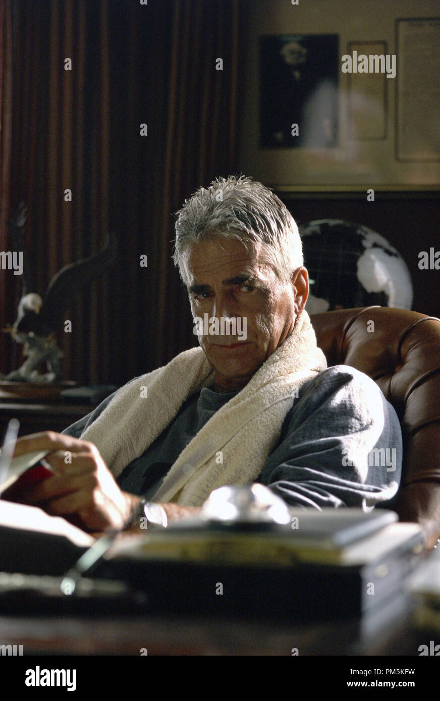Photo du film / photos promotionnelles de 'l'Adversaire' Sam Elliott © 2000 Dream Works Crédit photo : Gino Mifsud Référence de dossier #  30846160THA pour un usage éditorial uniquement - Tous droits réservés Banque D'Images