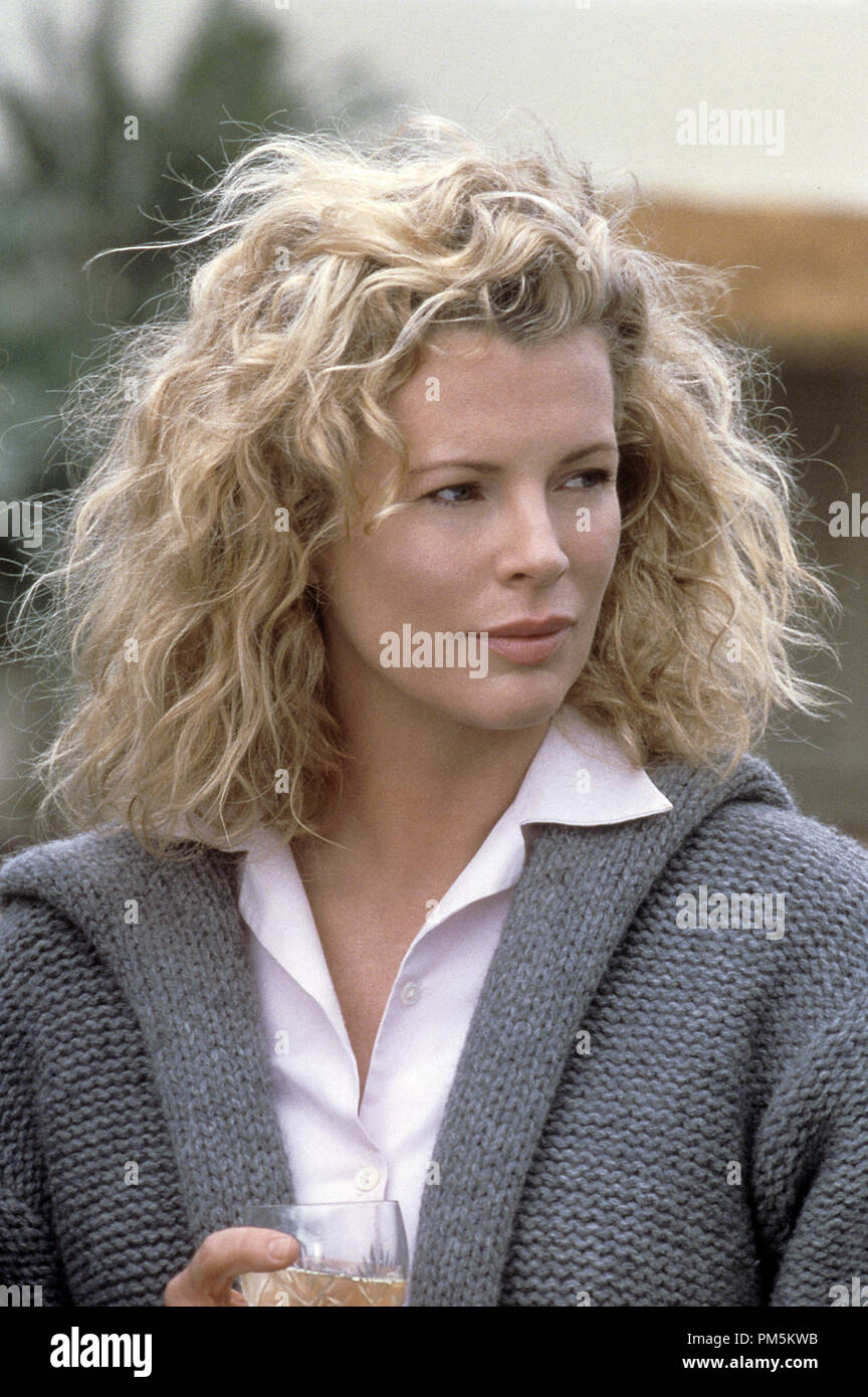 Photo du film / photos promotionnelles de 'J'ai rêvé de l'Afrique" Kim Basinger © 2000 Columbia Pictures Référence #  30846418THA pour un usage éditorial uniquement - Tous droits réservés Banque D'Images