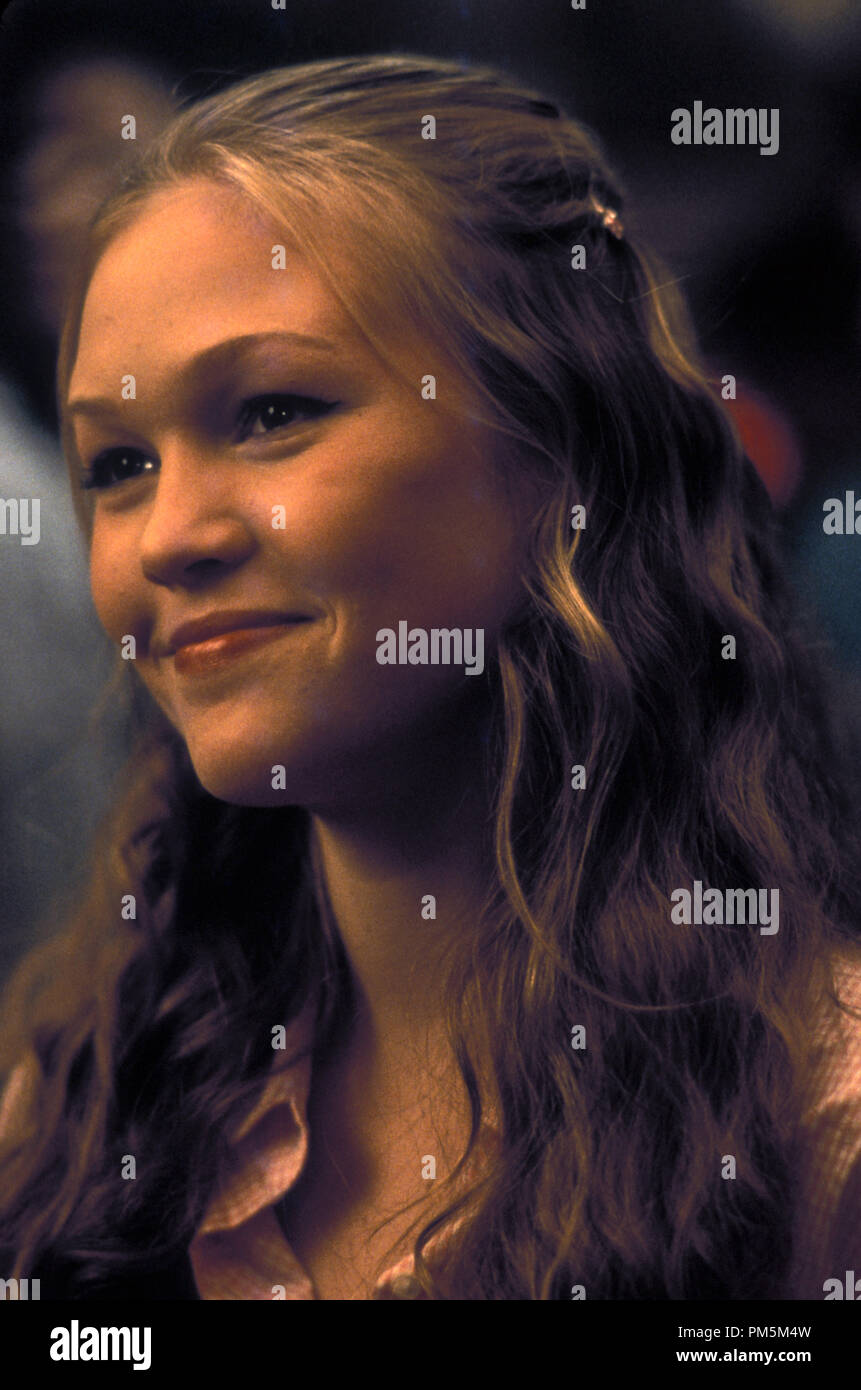Photo du film / photos promotionnelles à partir de 'propre' à vous Julia Stiles © 2000 Miramax Films Photo Credit : Barry Wetcher Référence de fichier #  30846634THA pour un usage éditorial uniquement - Tous droits réservés Banque D'Images