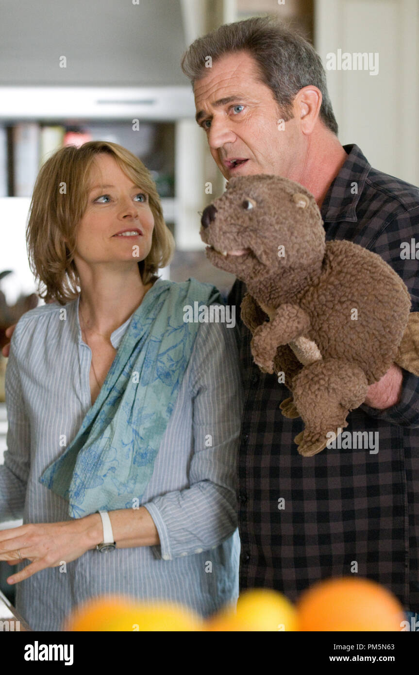 JODIE FOSTER directeur sur l'ensemble de l'étoile castor avec Mel Gibson. Banque D'Images