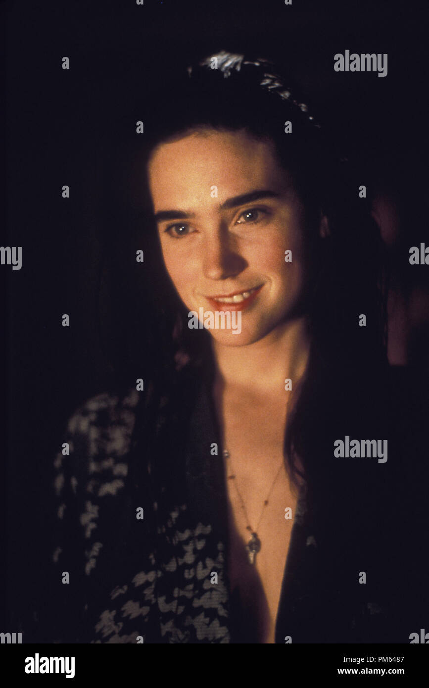 Photo du film / photos promotionnelles de 'Waking the Dead' Jennifer Connelly © 2000 Gramercy Pictures Référence #  30846024THA pour un usage éditorial uniquement - Tous droits réservés Banque D'Images
