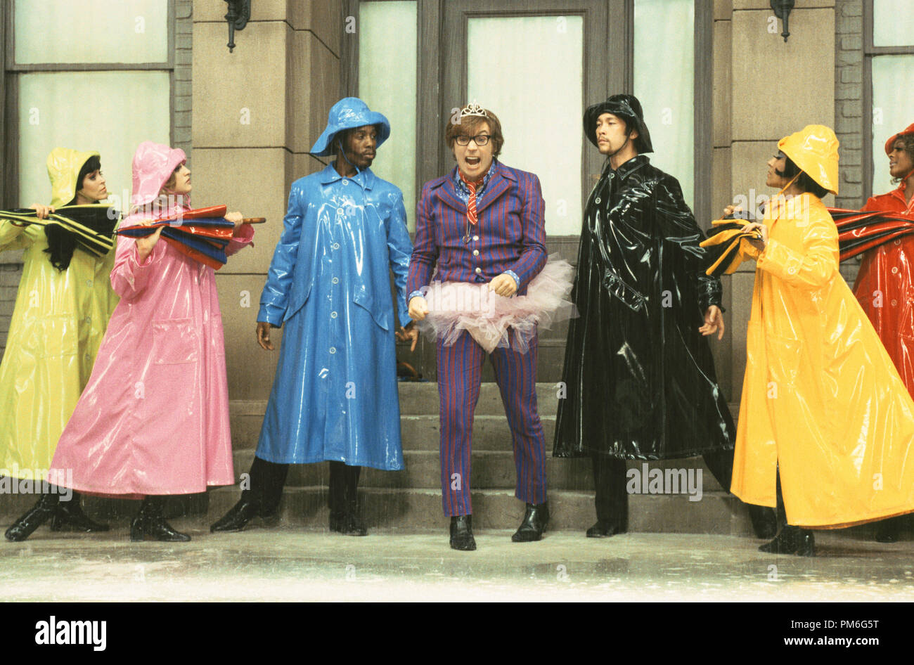 Photo du film / Publicité encore de 'Austin Powers in Goldmember' Mike Myers © 2002 Nouvelle ligne Producitons Crédit photo : Melinda Sue Gordon Banque D'Images