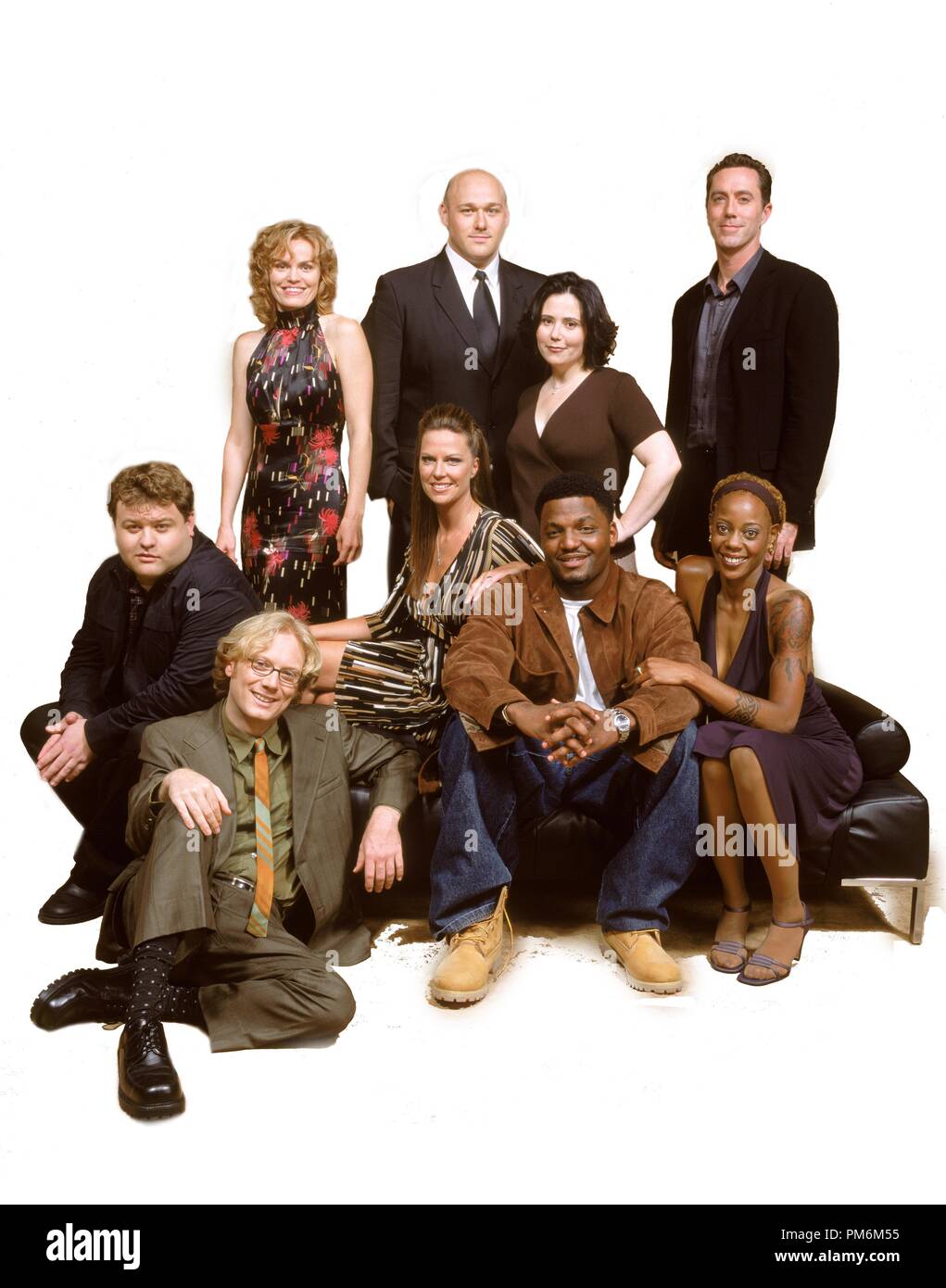 Photo du film / Publicité encore de la "TV" (dans le sens horaire à partir du haut à gauche) Stephnie Weir, Sasso, Alex Borstein, Michael James McDonald, Debra Wilson, Aries Spears, Mo Collins, Andrew Daly, Frank Caliendo 2001 Dossier Référence #  30847711THA pour un usage éditorial uniquement - Tous droits réservés Banque D'Images