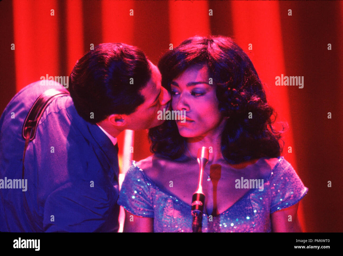 Angela bassett and laurence fishburne Banque de photographies et d