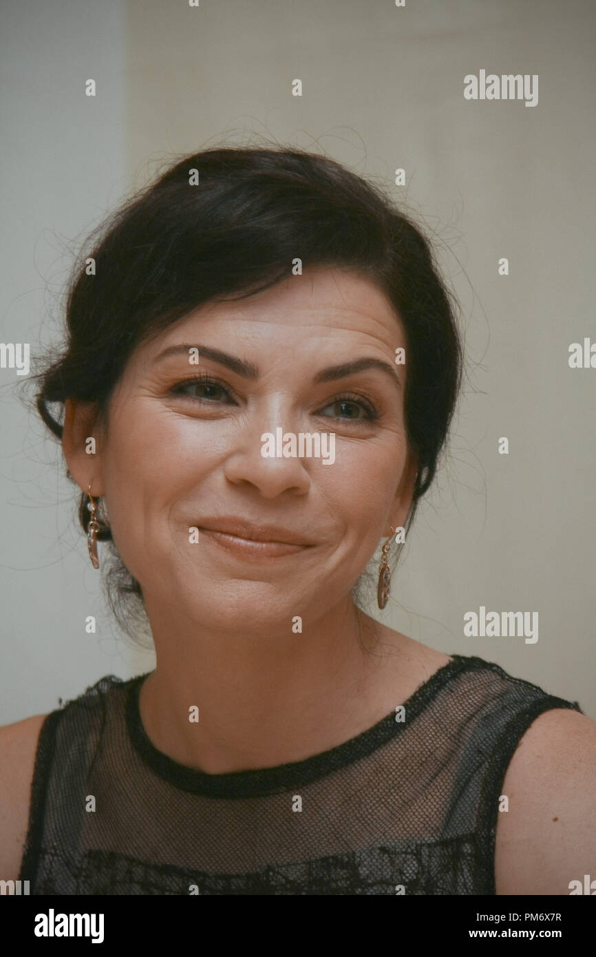 Julianna Margulies 'The Good Wife' Session de portrait, le 19 septembre 2011. La reproduction par les tabloïds américains est absolument interdit. Référence #  31183 Fichier 001CCR pour un usage éditorial uniquement - Tous droits réservés Banque D'Images