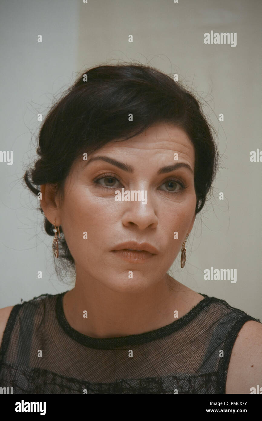 Julianna Margulies 'The Good Wife' Session de portrait, le 19 septembre 2011. La reproduction par les tabloïds américains est absolument interdit. Référence #  31183 Fichier 005CCR pour un usage éditorial uniquement - Tous droits réservés Banque D'Images