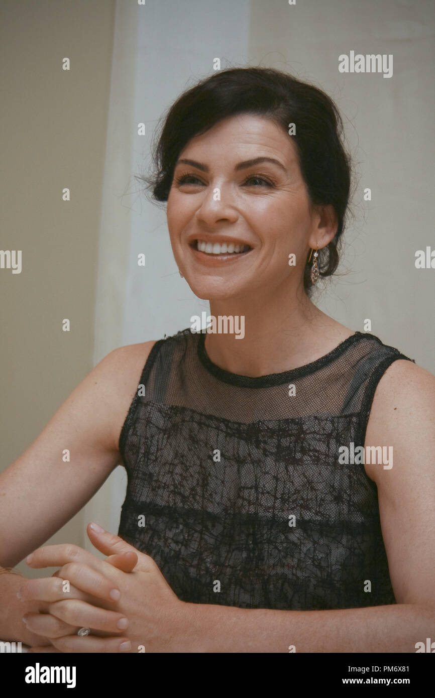 Julianna Margulies 'The Good Wife' Session de portrait, le 19 septembre 2011. La reproduction par les tabloïds américains est absolument interdit. Référence #  31183 Fichier 007CCR pour un usage éditorial uniquement - Tous droits réservés Banque D'Images