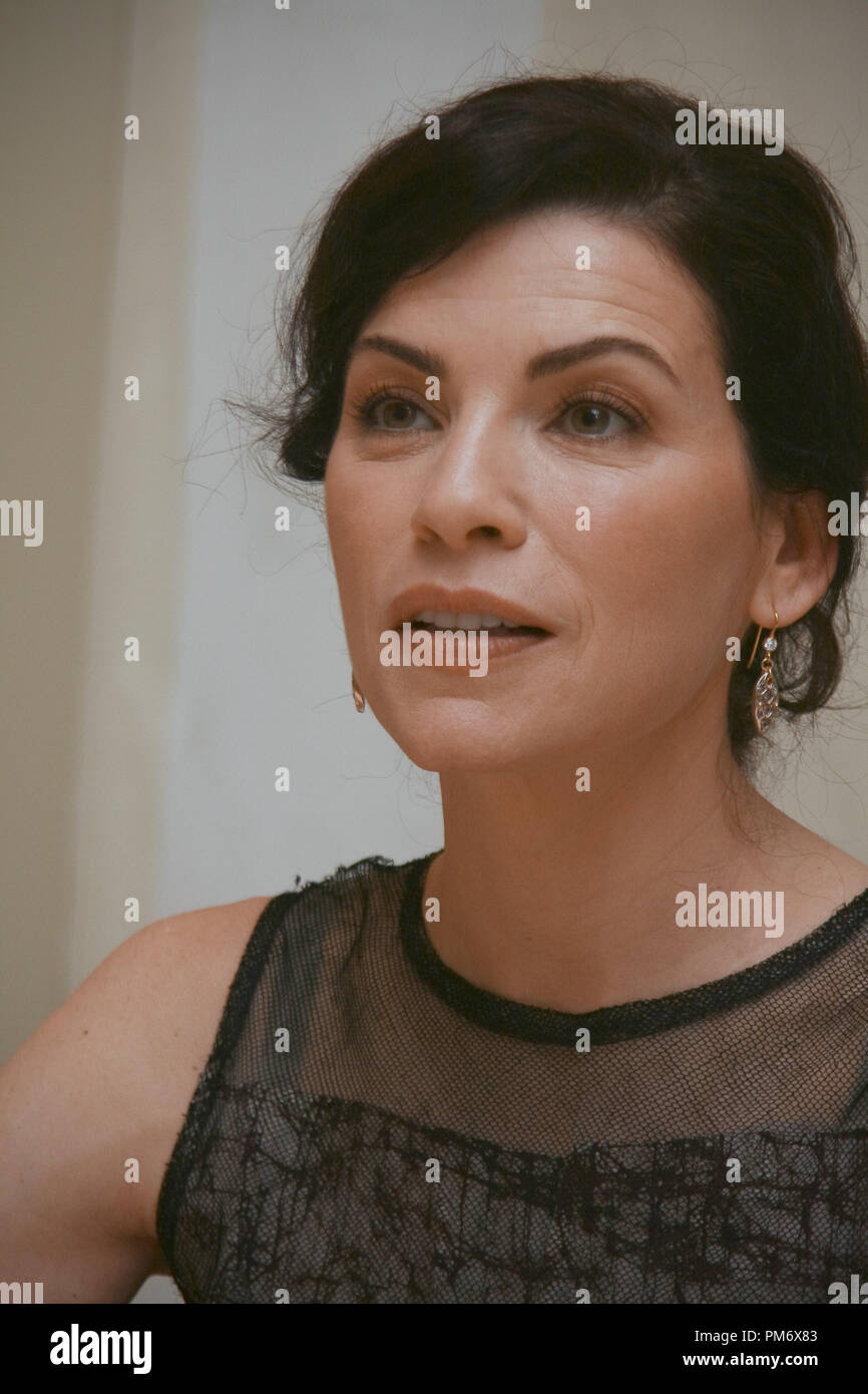 Julianna Margulies 'The Good Wife' Session de portrait, le 19 septembre 2011. La reproduction par les tabloïds américains est absolument interdit. Référence #  31183 Fichier 009CCR pour un usage éditorial uniquement - Tous droits réservés Banque D'Images