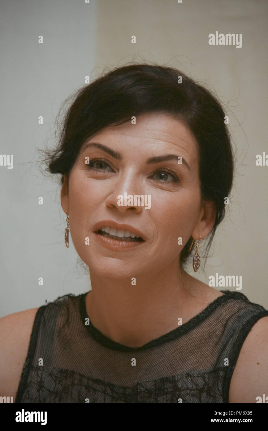 Julianna Margulies 'The Good Wife' Session de portrait, le 19 septembre 2011. La reproduction par les tabloïds américains est absolument interdit. Référence #  31183 Fichier 011CCR pour un usage éditorial uniquement - Tous droits réservés Banque D'Images