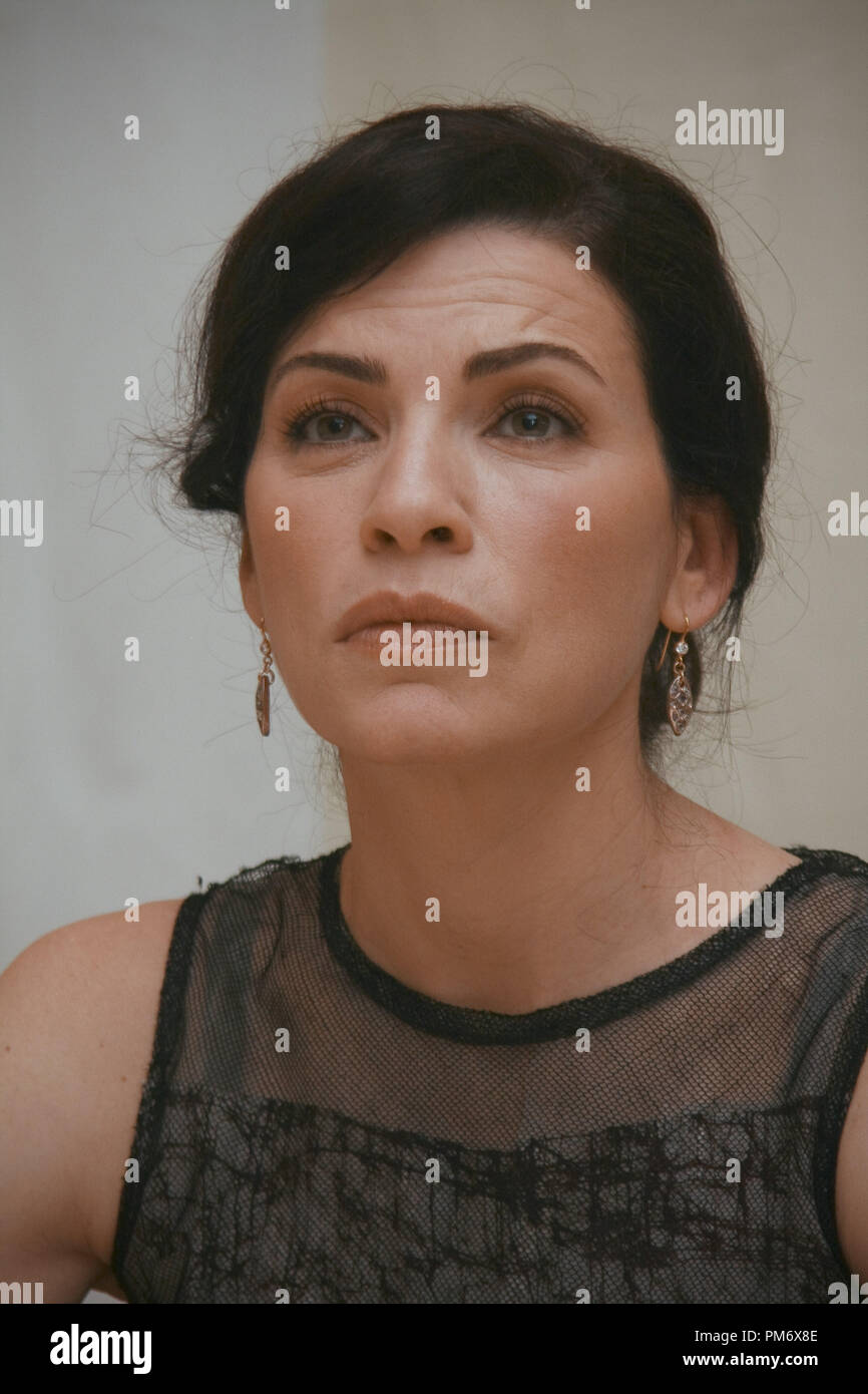 Julianna Margulies 'The Good Wife' Session de portrait, le 19 septembre 2011. La reproduction par les tabloïds américains est absolument interdit. Référence #  31183 Fichier 020CCR pour un usage éditorial uniquement - Tous droits réservés Banque D'Images