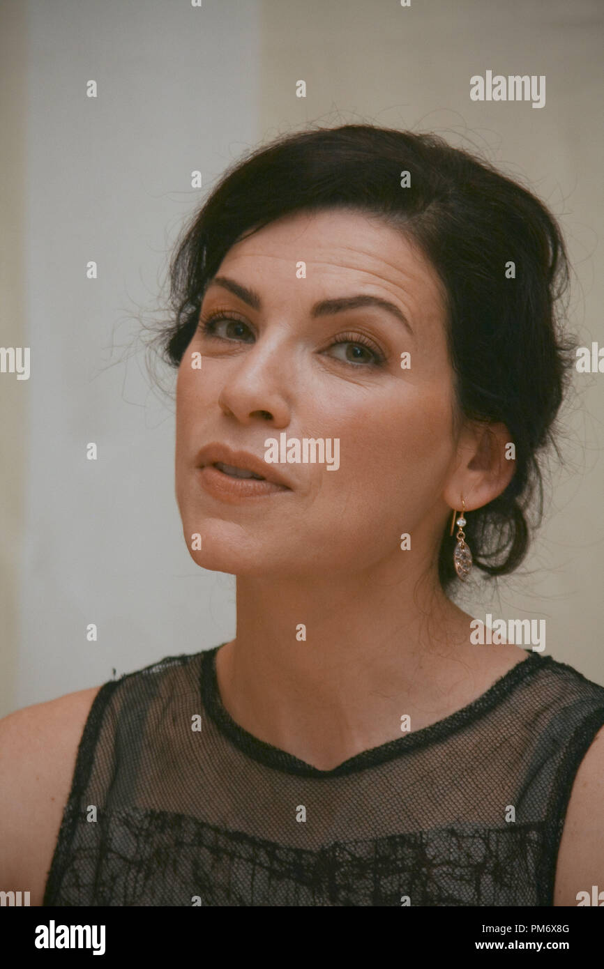 Julianna Margulies 'The Good Wife' Session de portrait, le 19 septembre 2011. La reproduction par les tabloïds américains est absolument interdit. Référence #  31183 Fichier 022CCR pour un usage éditorial uniquement - Tous droits réservés Banque D'Images