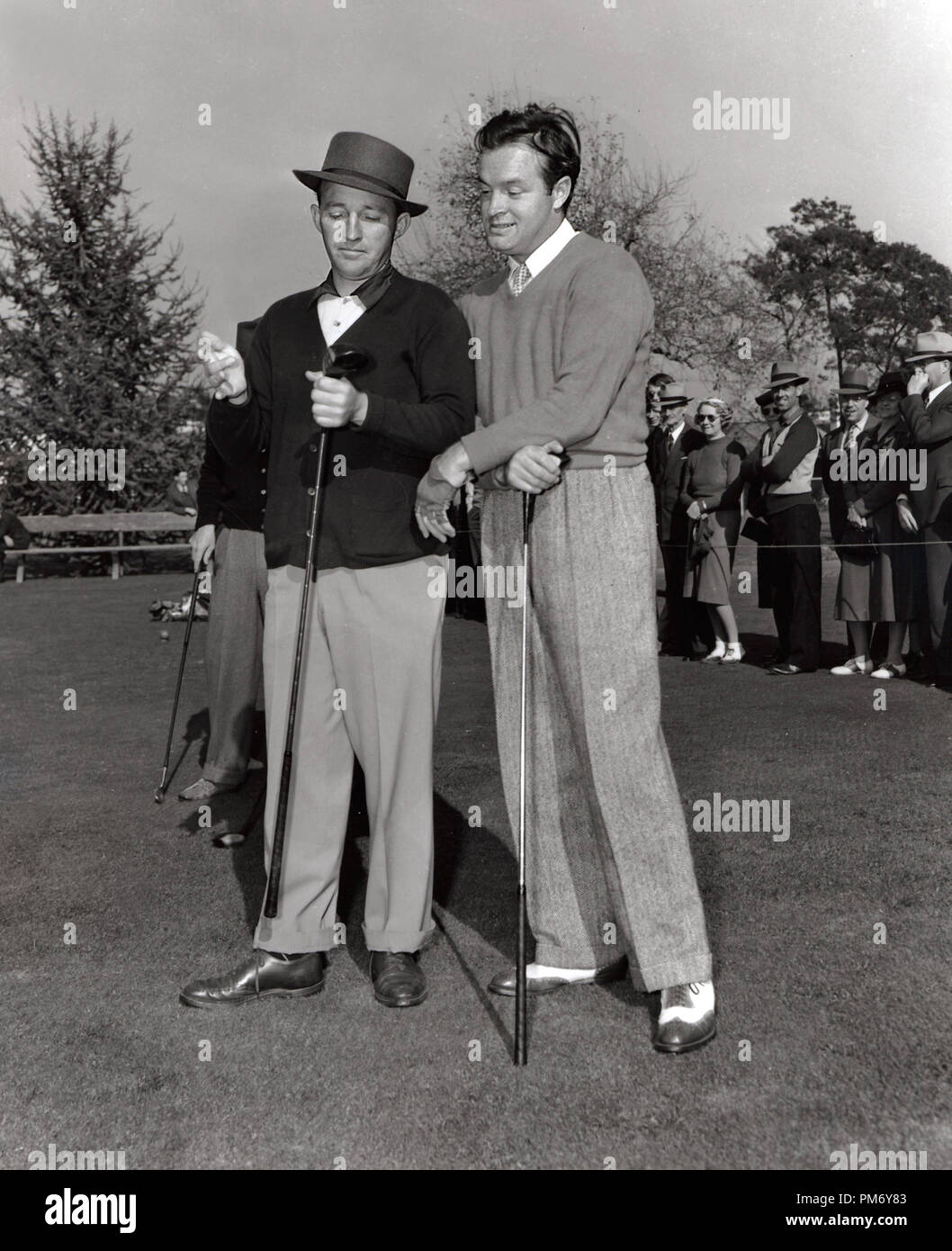 Studio publicité Still : Bob Hope and Bing Crosby circa 1940 référence du fichier # 31202 1094THA Banque D'Images