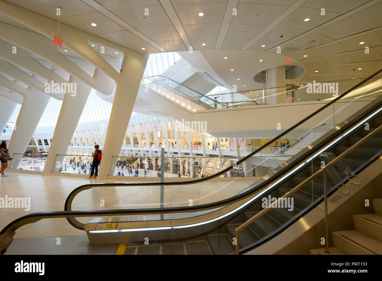 Vue de l'intérieur de l'Oculus aka World Trade Center Westfield Mall.Manhattan.New York City.USA Banque D'Images