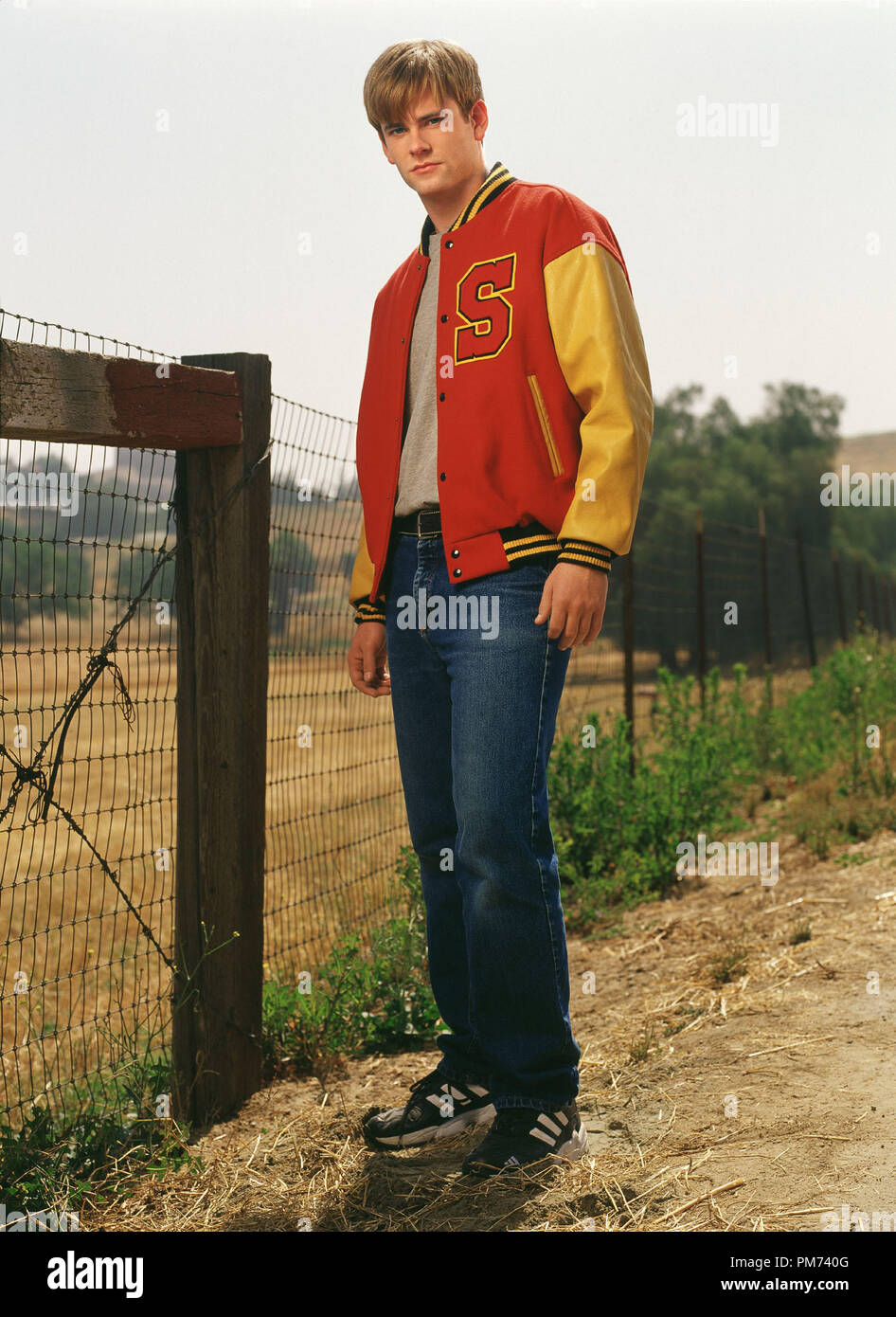 Photo du film / Publicité encore de 'Smallville' Eric Johnson 2001 Crédit photo : Frank Ockenfels Référence de fichier #  30847295THA pour un usage éditorial uniquement - Tous droits réservés Banque D'Images