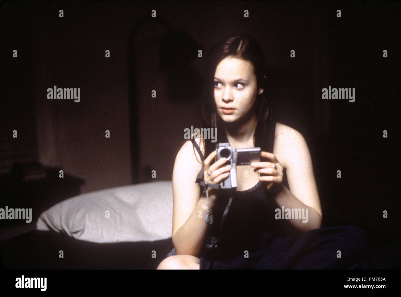 Photo du film / Publicité encore de 'American Beauty' Thora Birch © 1999 DreamWorks Crédit photo : Lorey Sebastian Référence de fichier #  30973059THA pour un usage éditorial uniquement - Tous droits réservés Banque D'Images