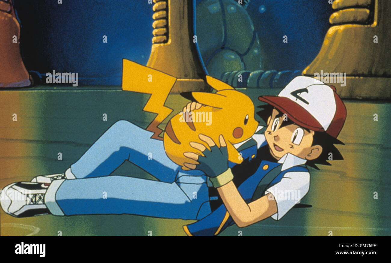 Photo du film / Publicité encore de 'Pokemon : le premier film' Pikachu, Sacha © 1999 Warner Brothers Référence #  30973520THA pour un usage éditorial uniquement - Tous droits réservés Banque D'Images
