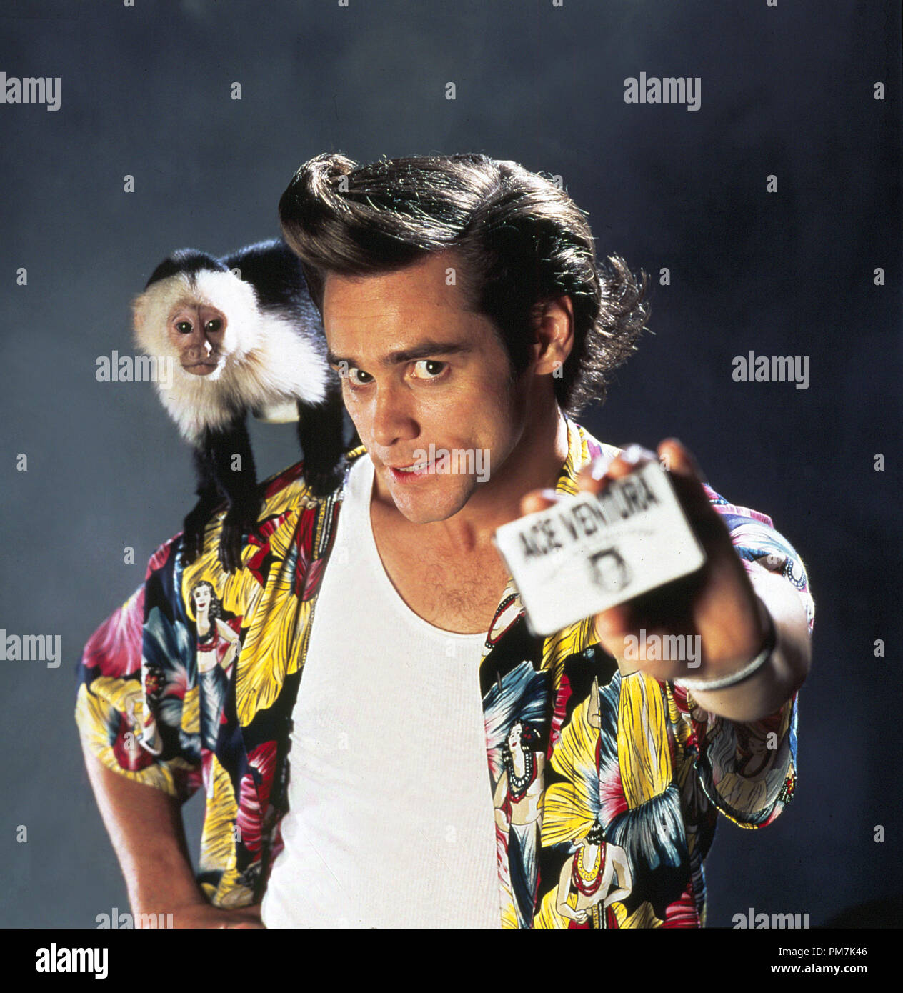 Photo du film de 'Ace Ventura : Pet Detective' Jim Carrey © 1994 Warner Brothers Référence #  31129466THA pour un usage éditorial uniquement - Tous droits réservés Banque D'Images