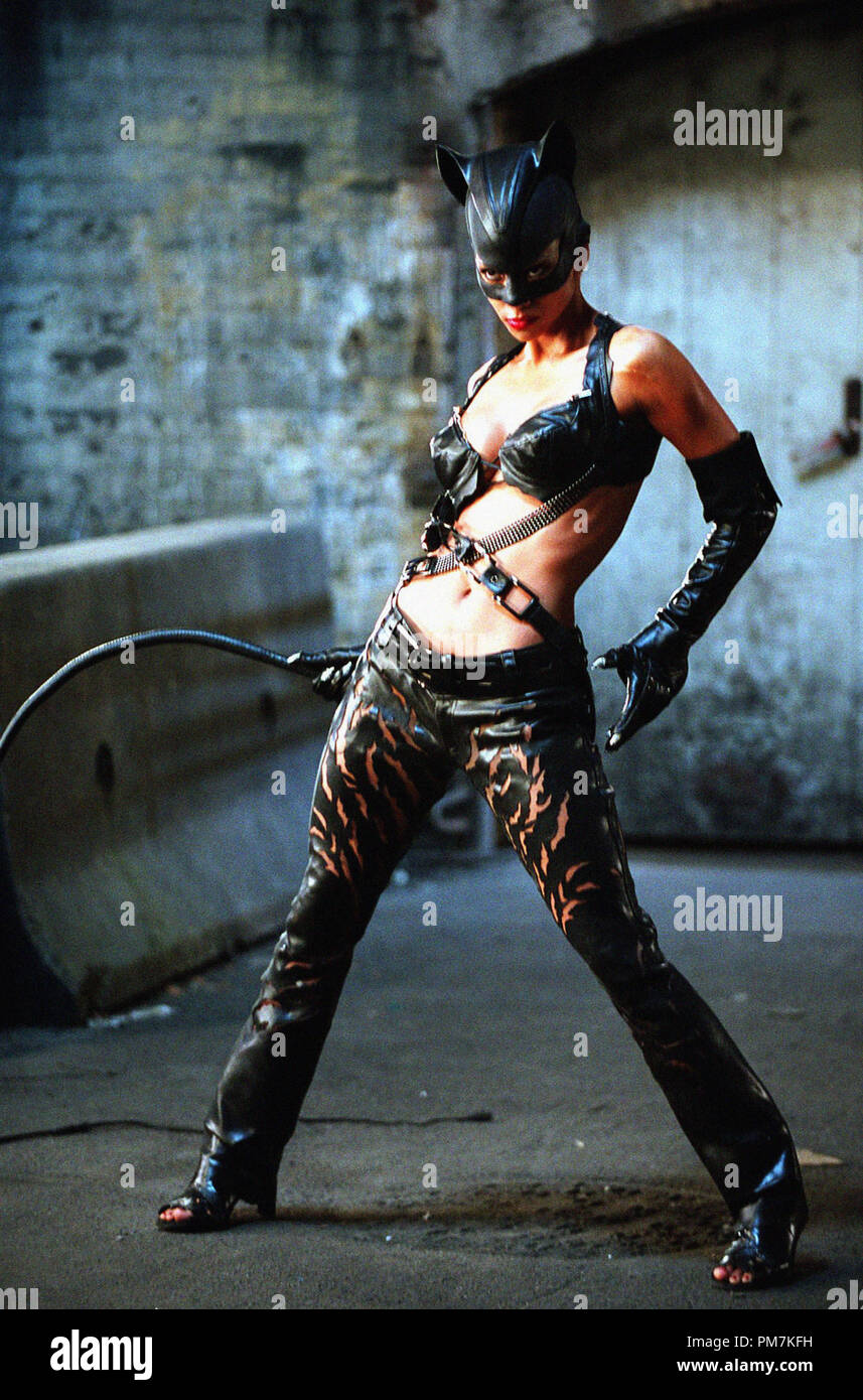 Halle Berry, 'Catwoman' 2004 Banque D'Images