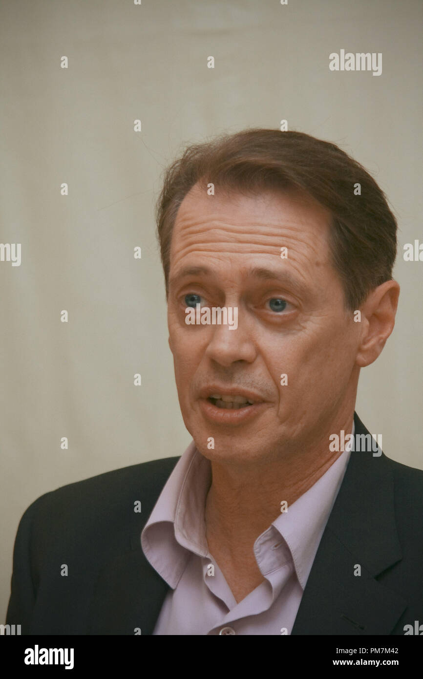 Steve Buscemi 'Boardwalk Empire' Session de portrait, le 19 septembre 2011. La reproduction par les tabloïds américains est absolument interdit. Référence #  31174 Fichier 007CCR pour un usage éditorial uniquement - Tous droits réservés Banque D'Images