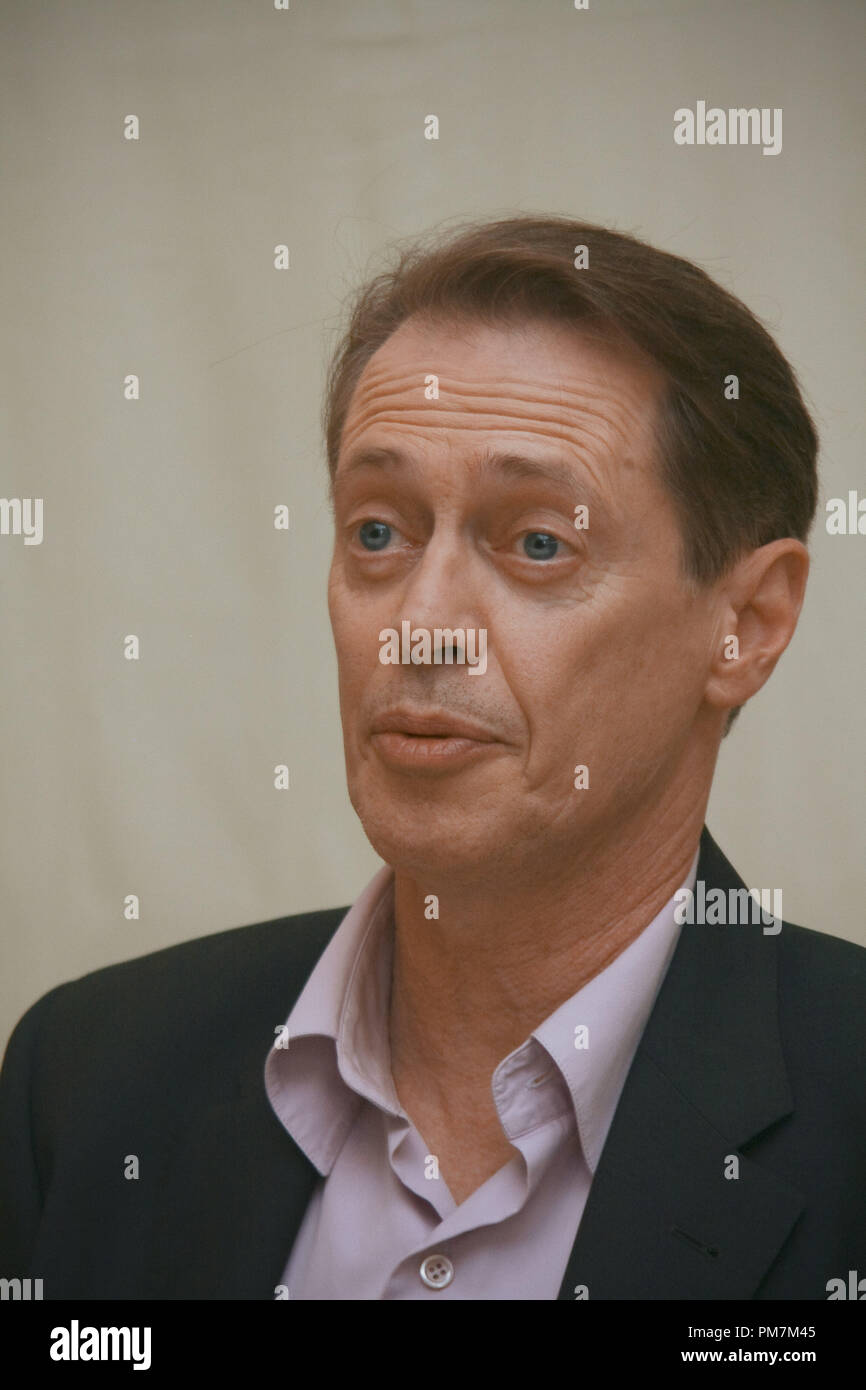 Steve Buscemi 'Boardwalk Empire' Session de portrait, le 19 septembre 2011. La reproduction par les tabloïds américains est absolument interdit. Référence #  31174 Fichier 008CCR pour un usage éditorial uniquement - Tous droits réservés Banque D'Images