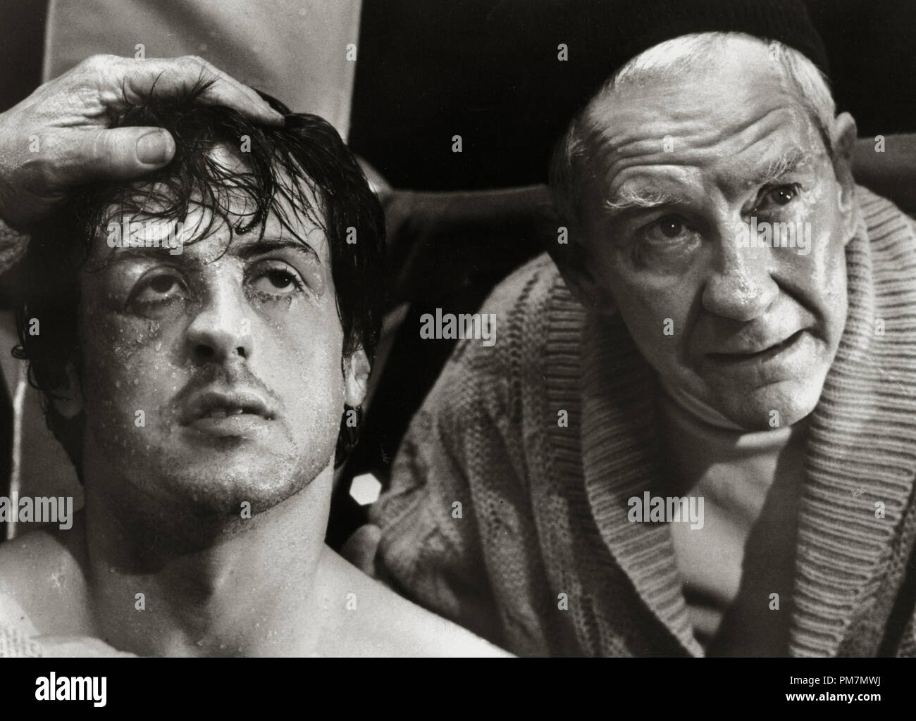 Sylvester Stallone et Burgess Meredith, 'Rocky' 1976 UA de référence de dossier 31202_530THA Banque D'Images