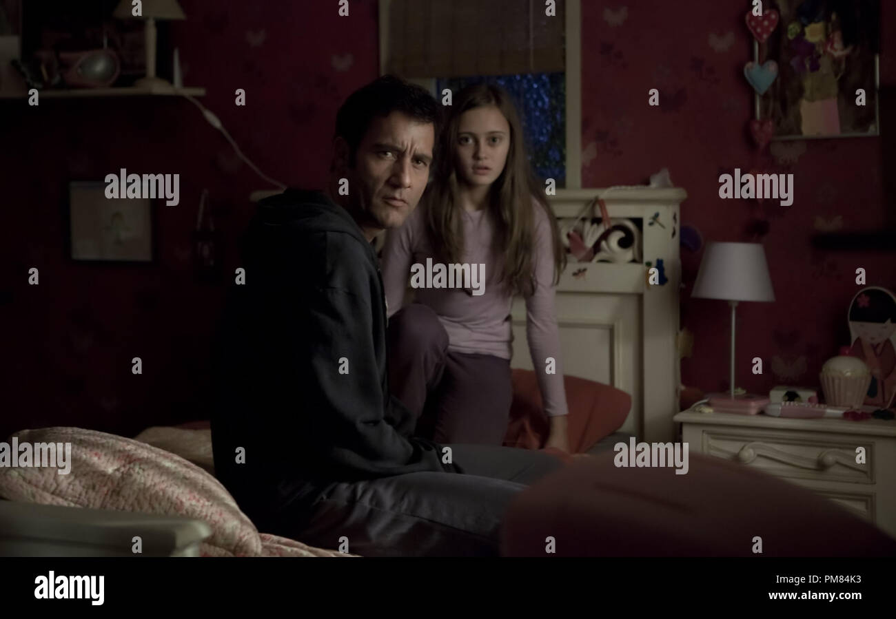 Encore de Clive Owen dans les intrus Banque D'Images